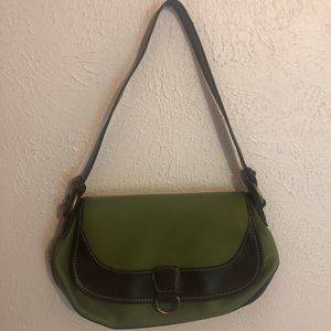 Green and brown saddlebag.